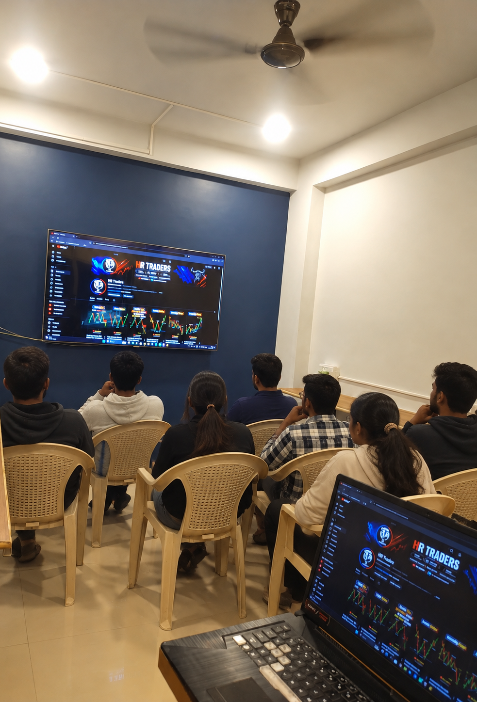 Live Option Trading and Forex Training Students at HR Traders Academy Silvassa Gujarat